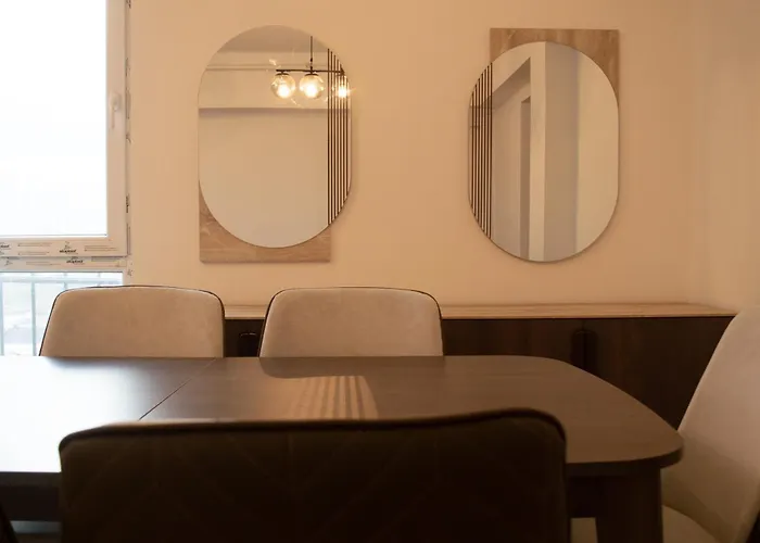 Two Bedroom King Ih19 Apartment